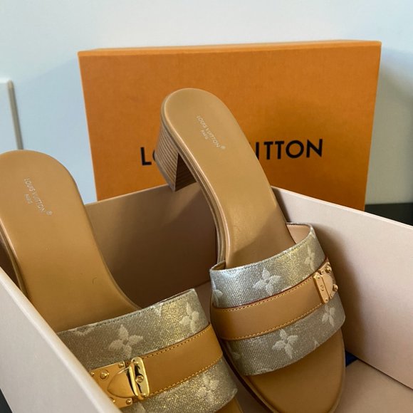 Louis Vuitton Lock It Mule - Picture 3 of 5